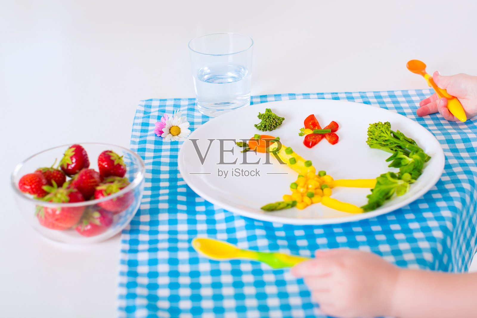 儿童健康午餐照片摄影图片
