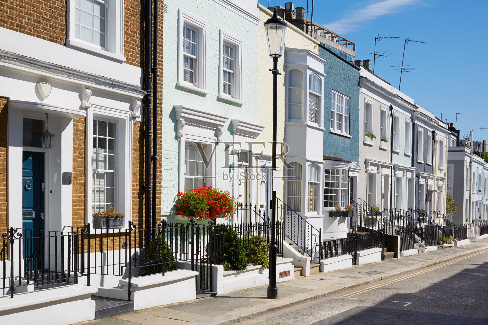 伦敦五颜六色的英国房屋照片摄影图片