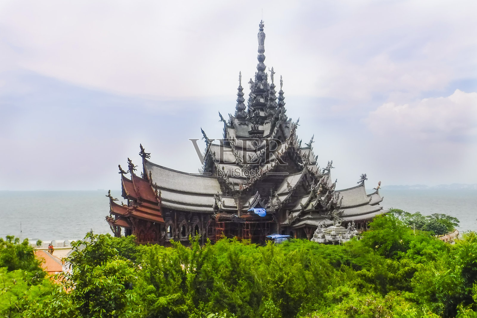 真理的圣殿-泰国芭堤雅照片摄影图片