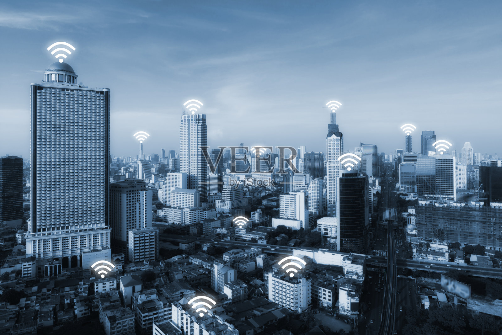 曼谷智慧城市和无线通信网络，物联网。照片摄影图片