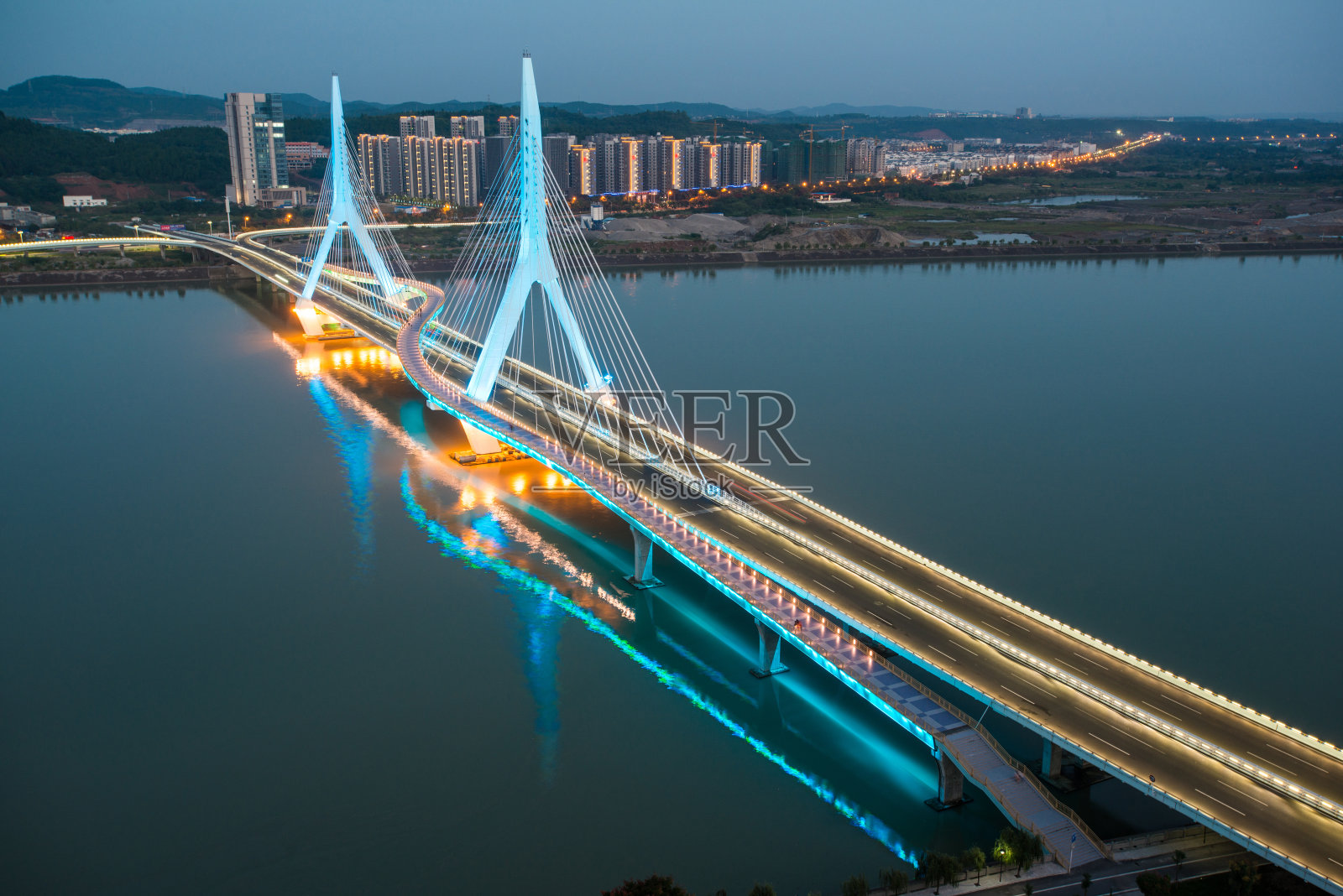 中国四川省绵阳市长江一号大桥照片摄影图片