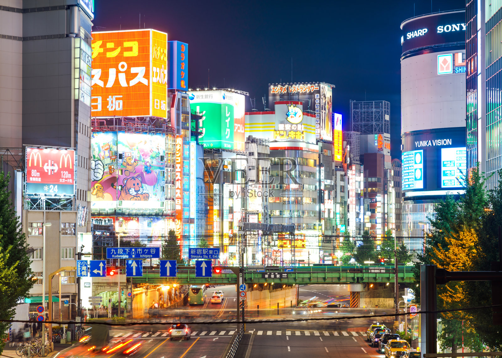东京夜生活照片摄影图片