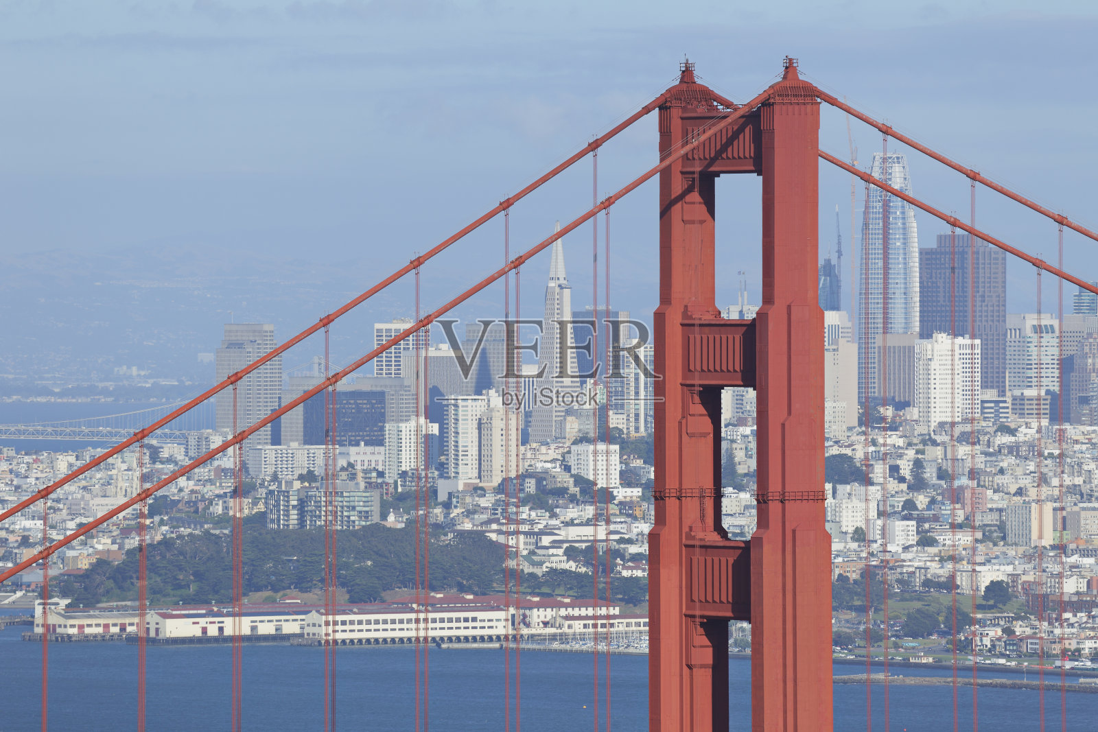 金门大桥+旧金山天际线照片摄影图片