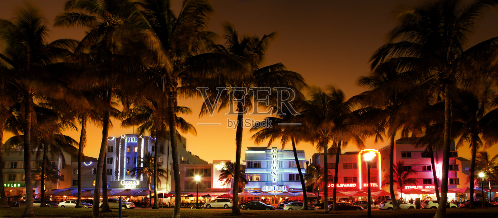 海洋大道的夜景，南海滩，迈阿密海滩，佛罗里达照片摄影图片