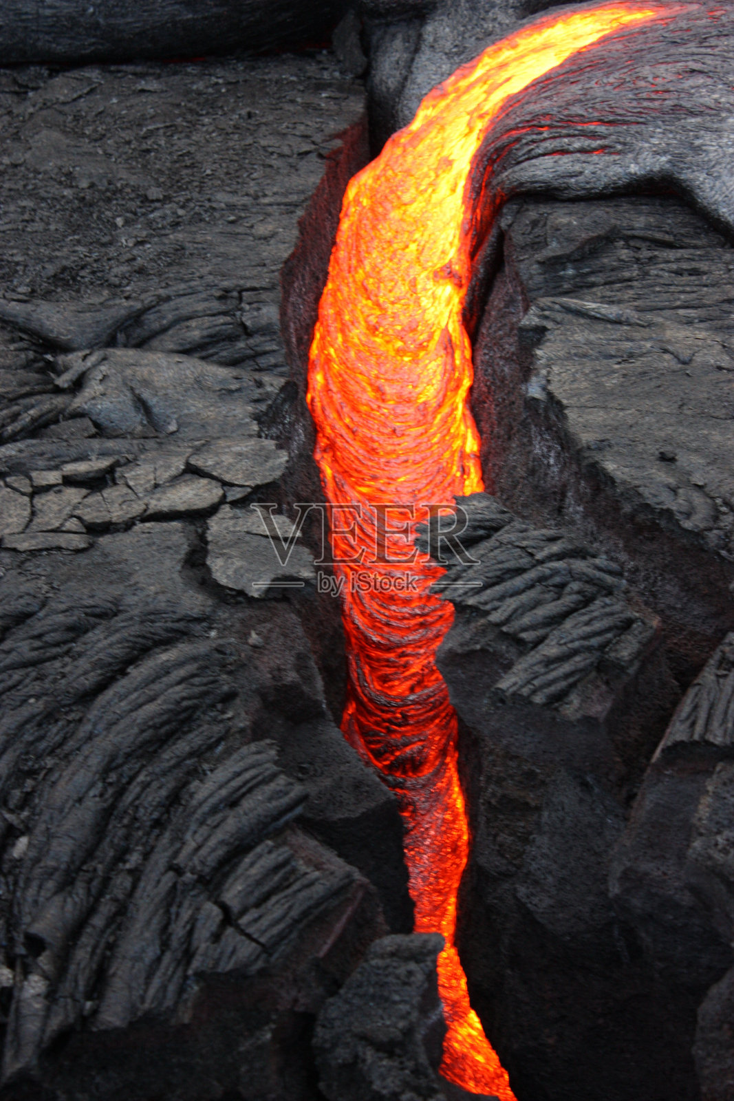 来自夏威夷群岛的新鲜熔岩照片摄影图片
