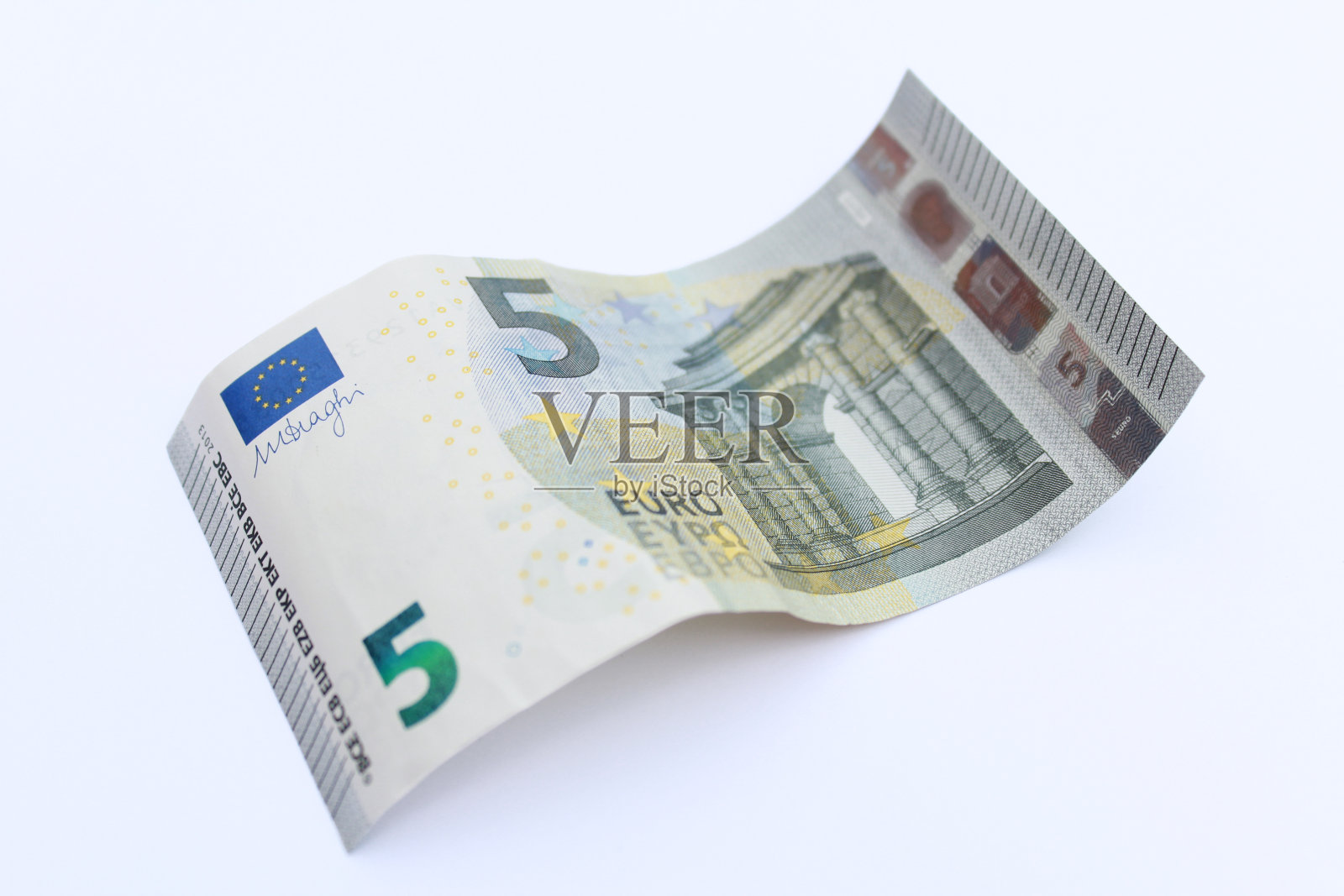 挥舞着五张欧元钞票照片摄影图片