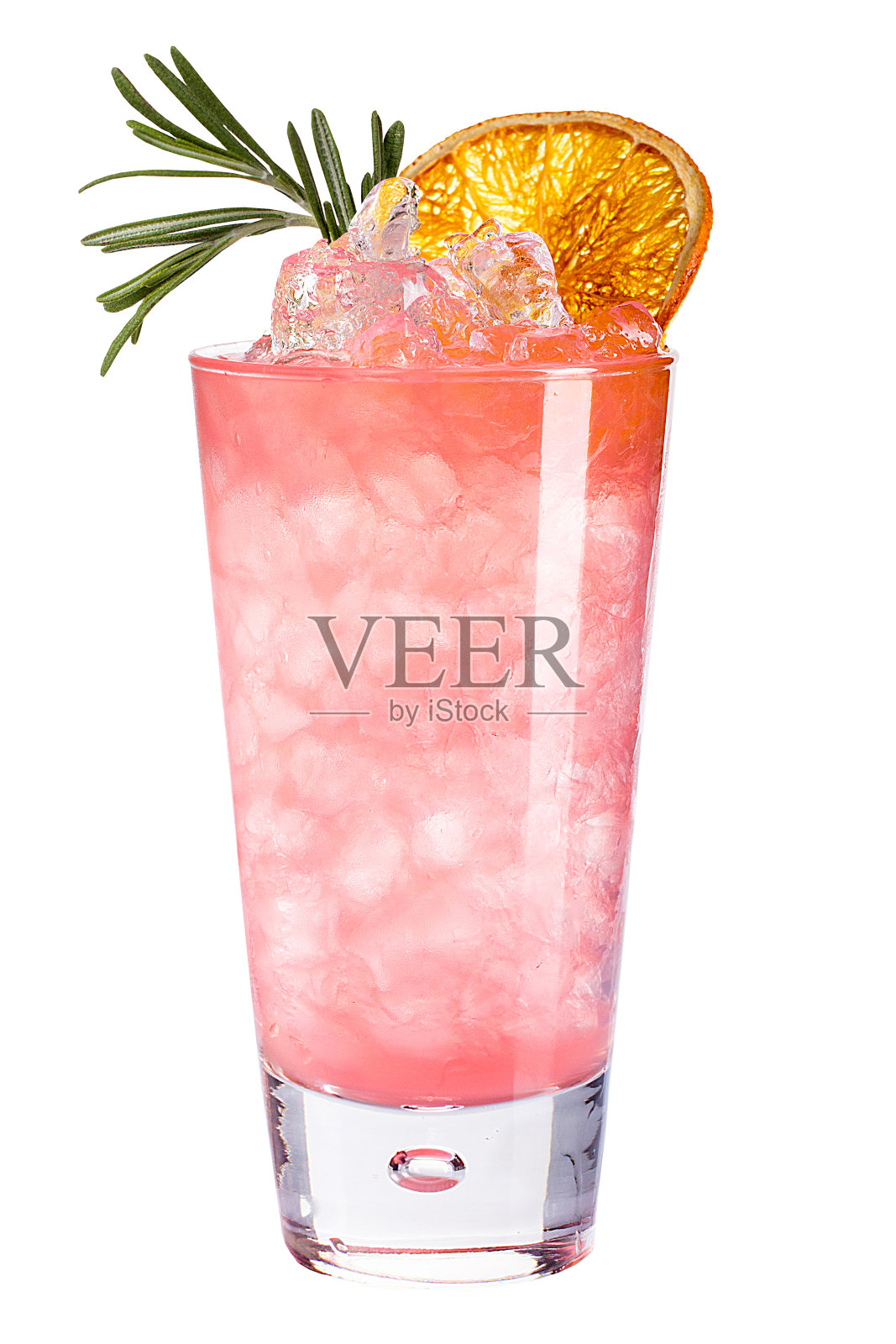 清新的冷粉色鸡尾酒，以冰装饰，干橙和迷迭香。照片摄影图片