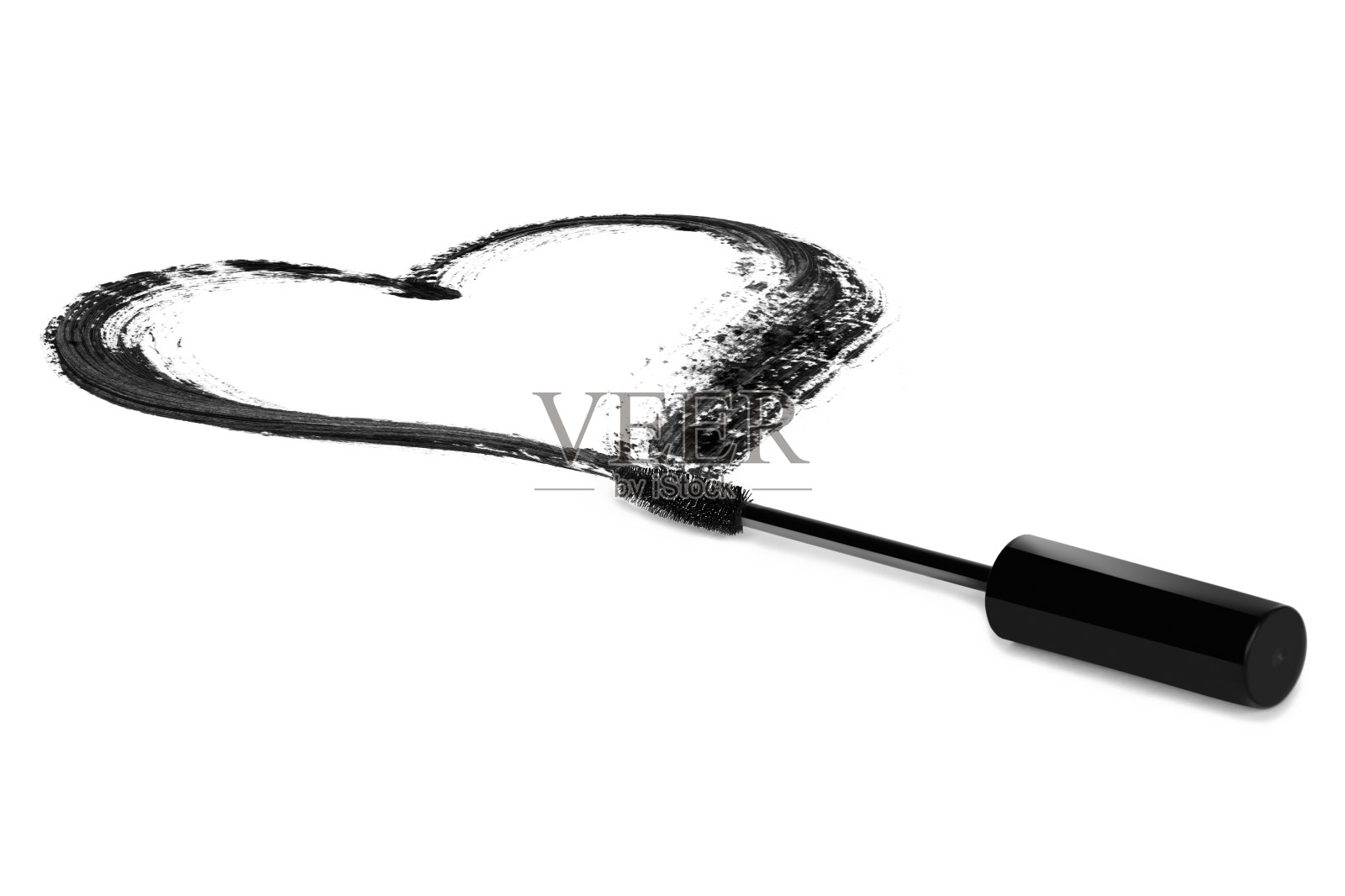 黑色睫毛膏的心型笔触特写，孤立在白色背景上照片摄影图片