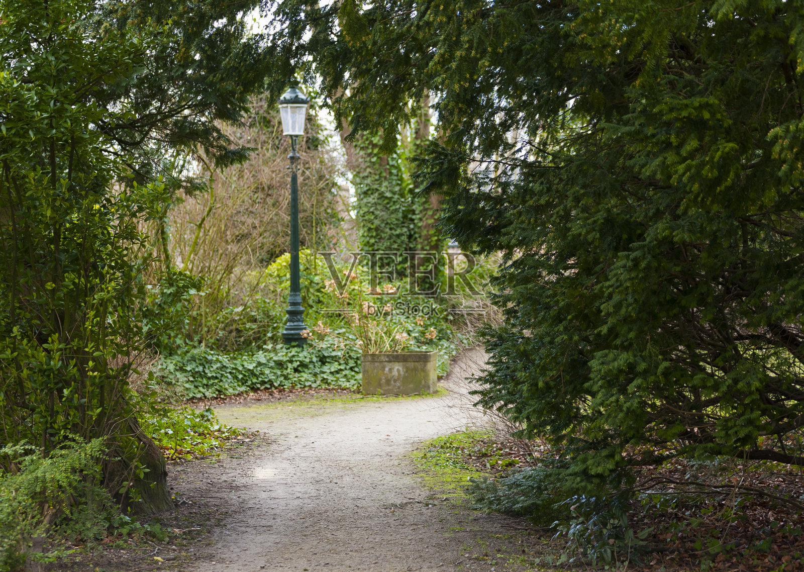 比利时布鲁日公园入口灯柱照片摄影图片