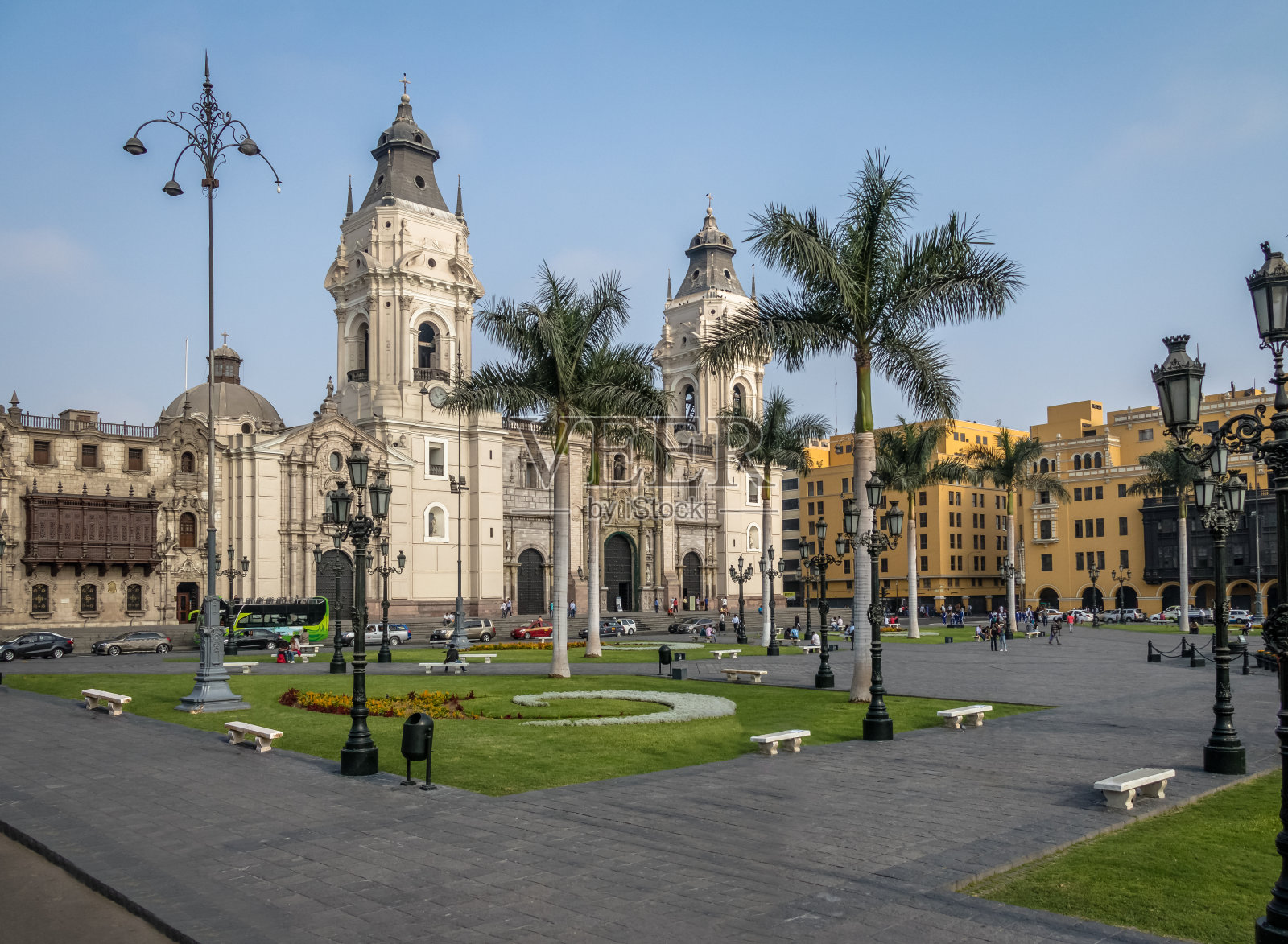 秘鲁利马市市长广场的利马大教堂照片摄影图片