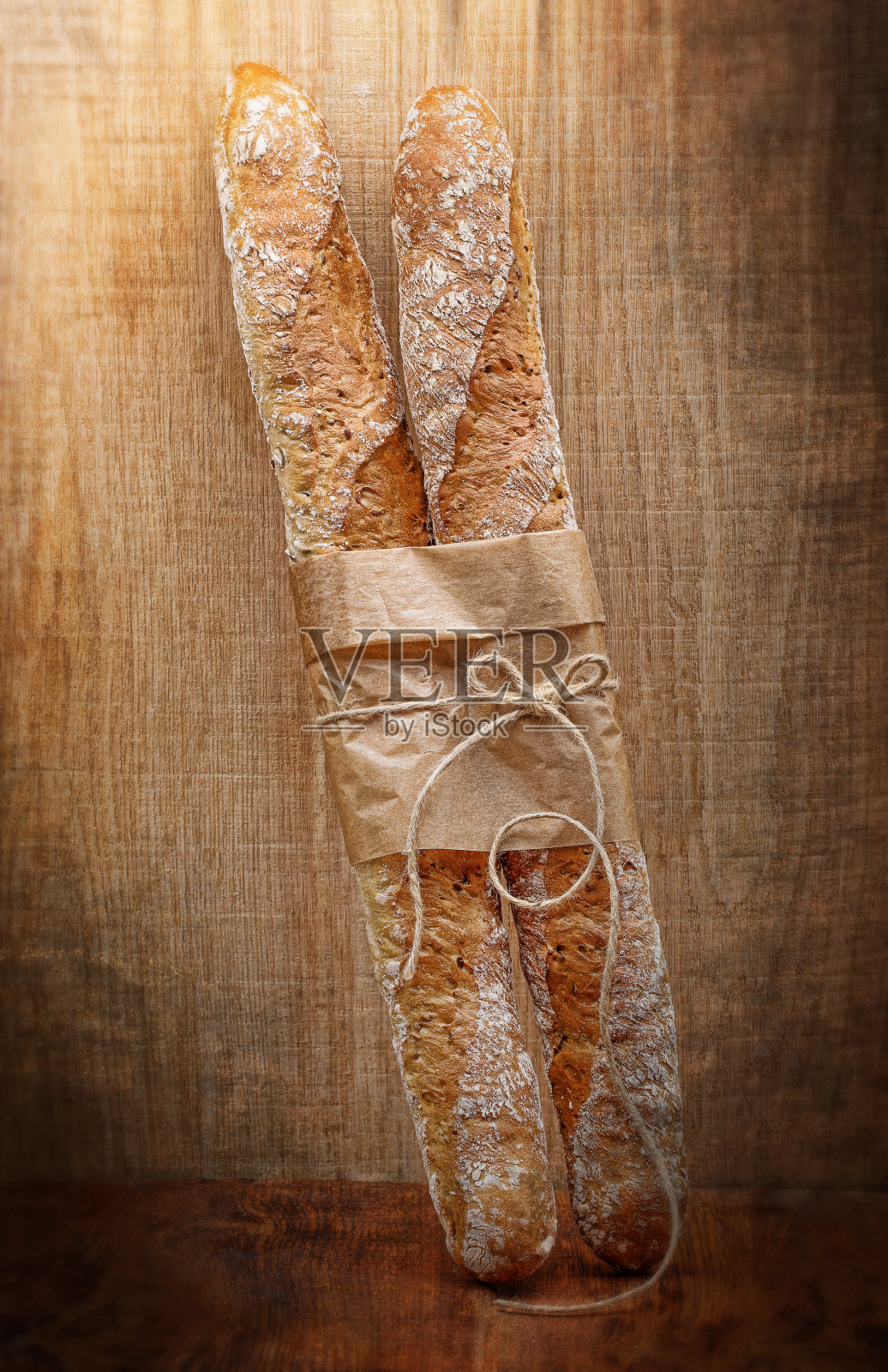 新鲜的法国长棍面包照片摄影图片