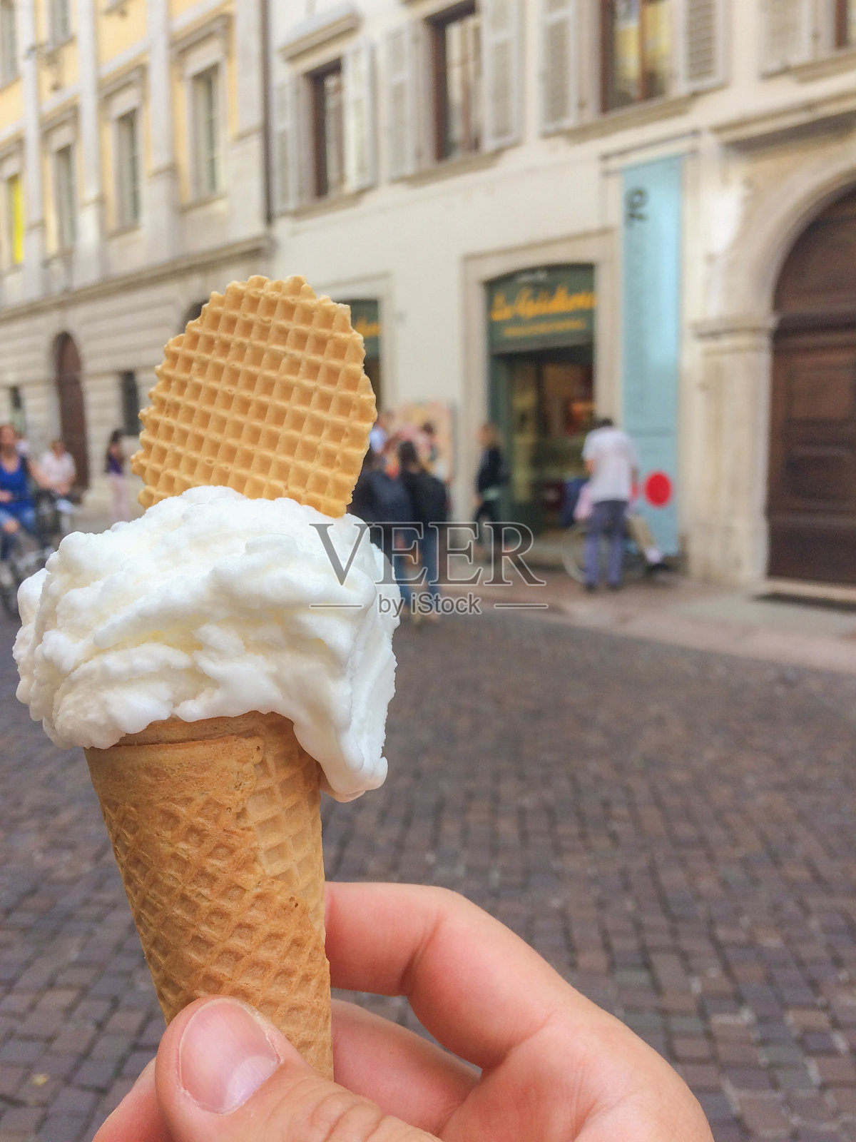 美味的意大利冰淇淋照片摄影图片
