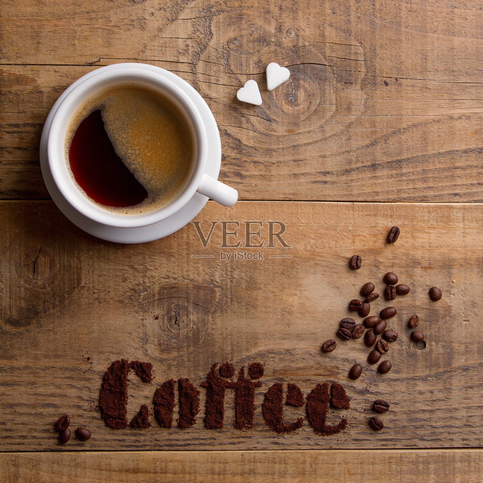 用咖啡杯和咖啡豆制成的咖啡混合物照片摄影图片