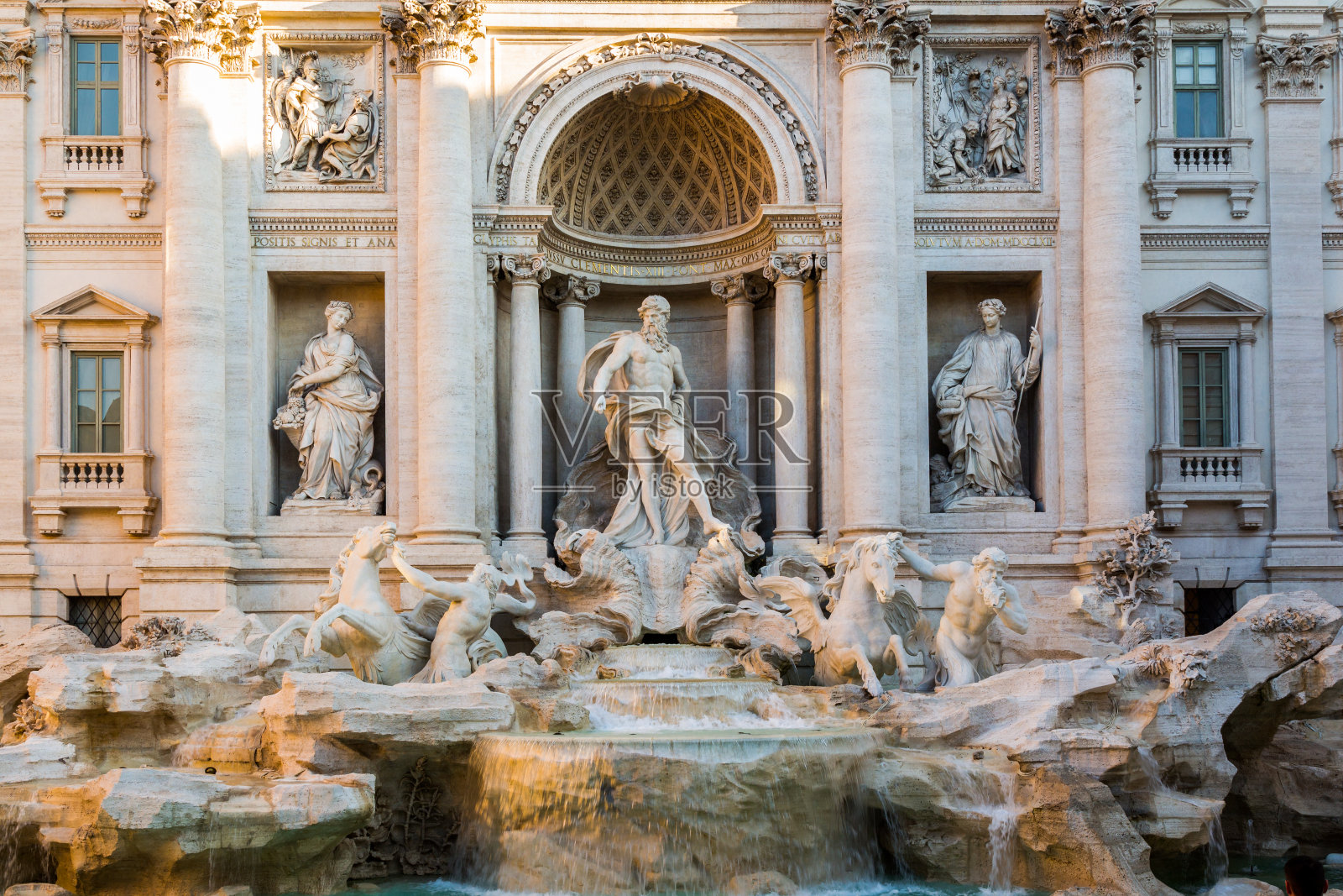 罗马特莱维喷泉(Fontana di Trevi)。意大利照片摄影图片