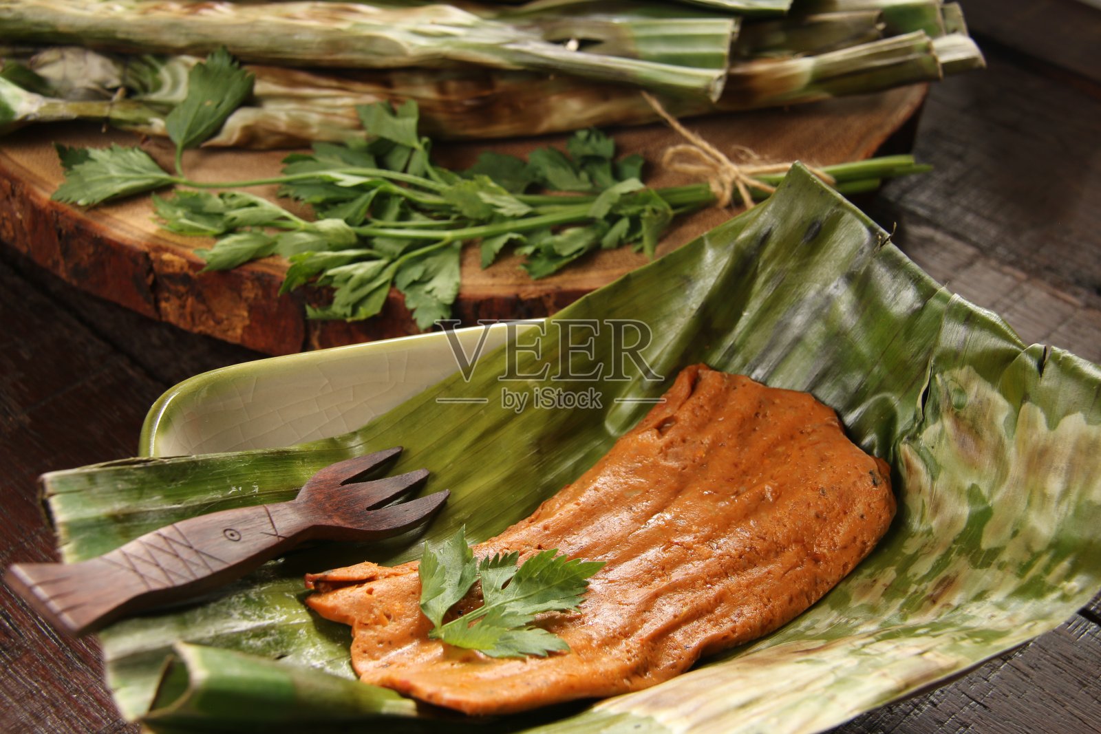 Otah，芭蕉叶包裹的土生华人鱼饼照片摄影图片