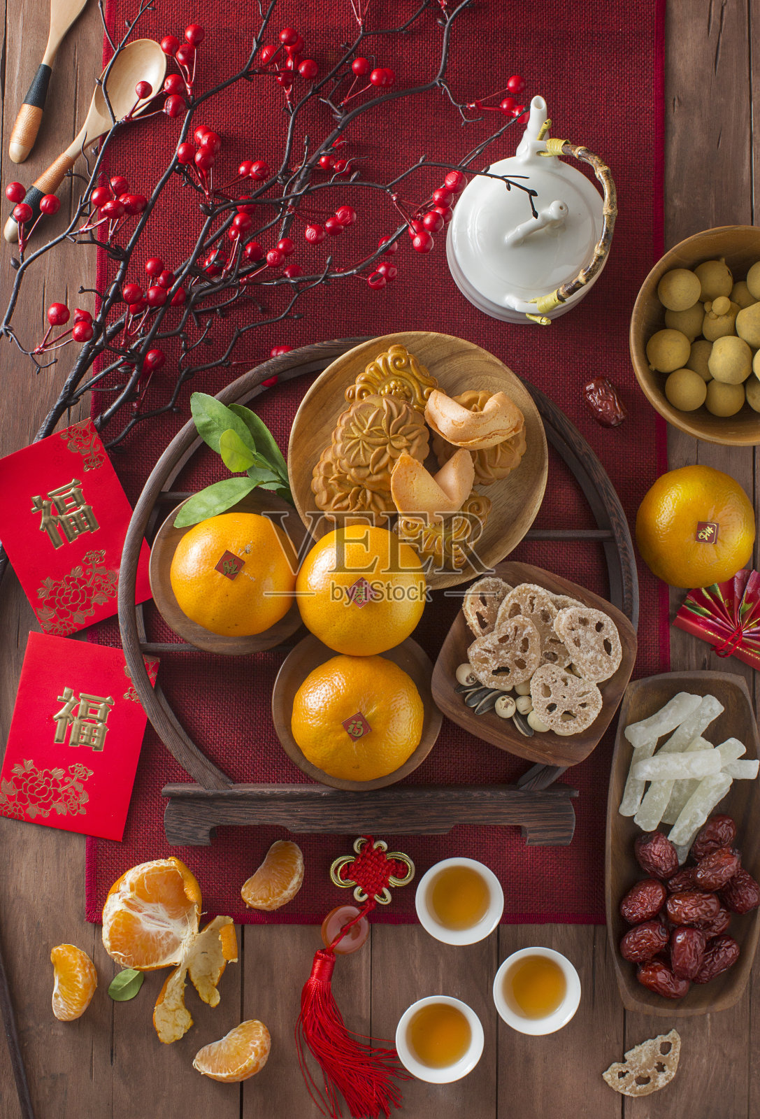 中国新年吃喝静物。照片摄影图片