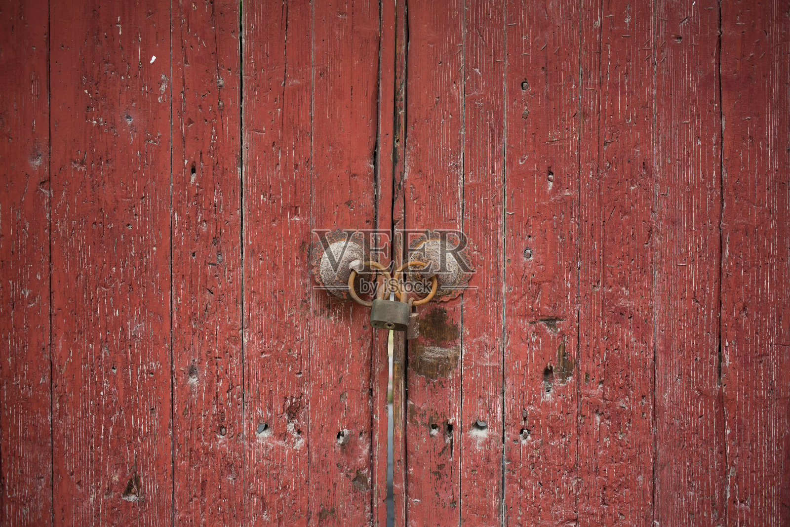 红色的旧木门照片摄影图片