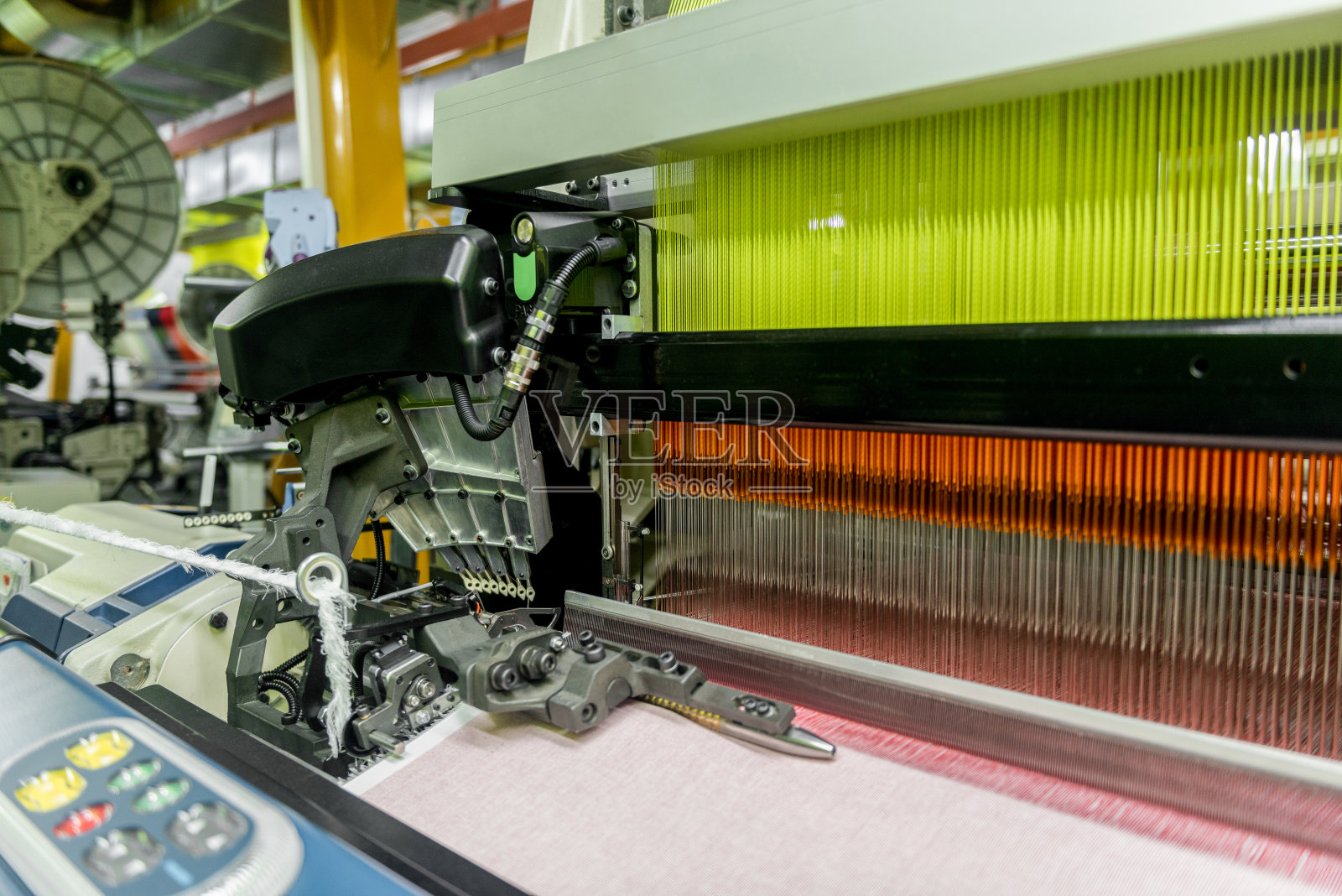 现代自动纺丝机照片摄影图片