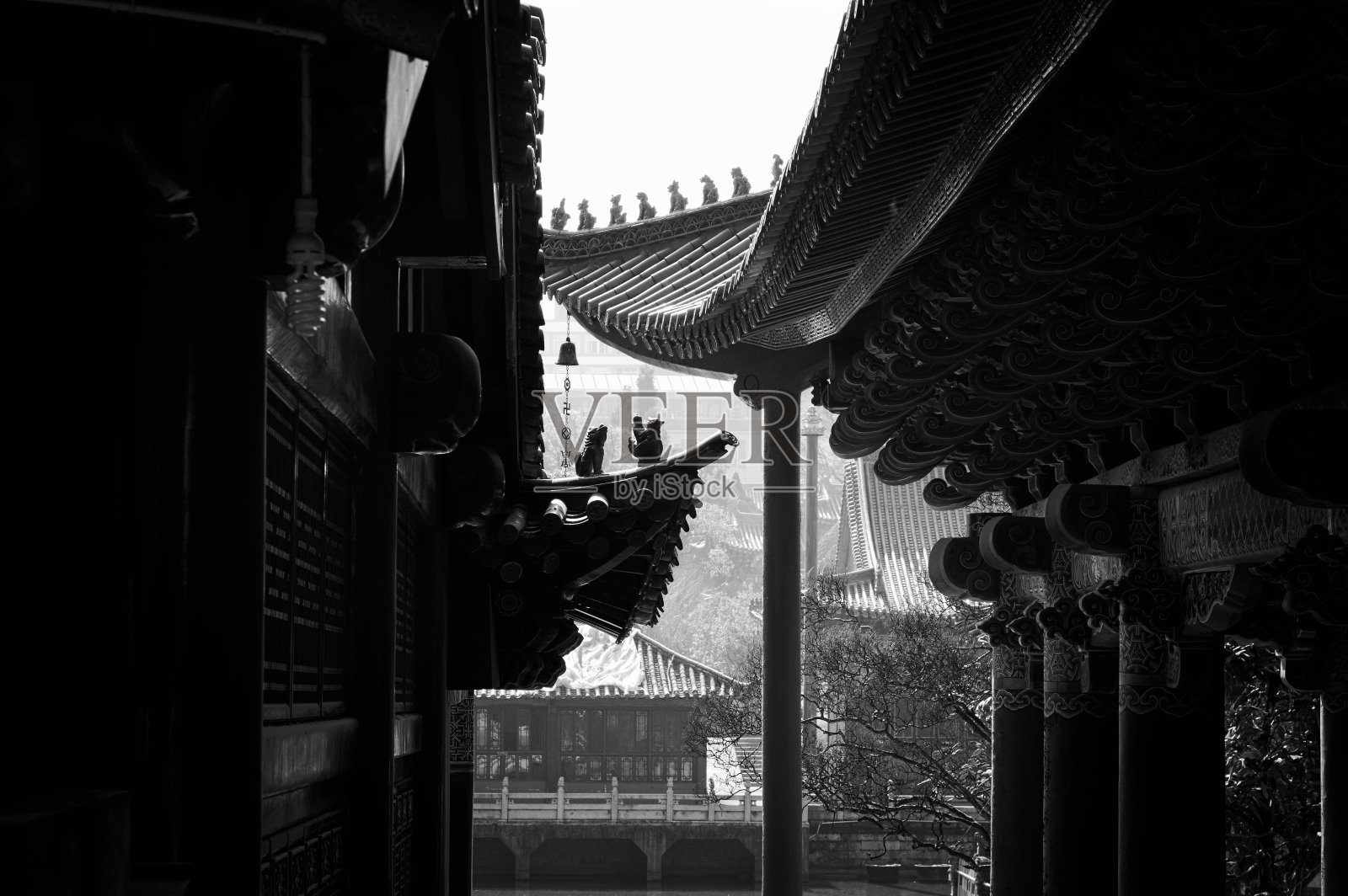 圆通寺屋顶细节(中国云南昆明)照片摄影图片