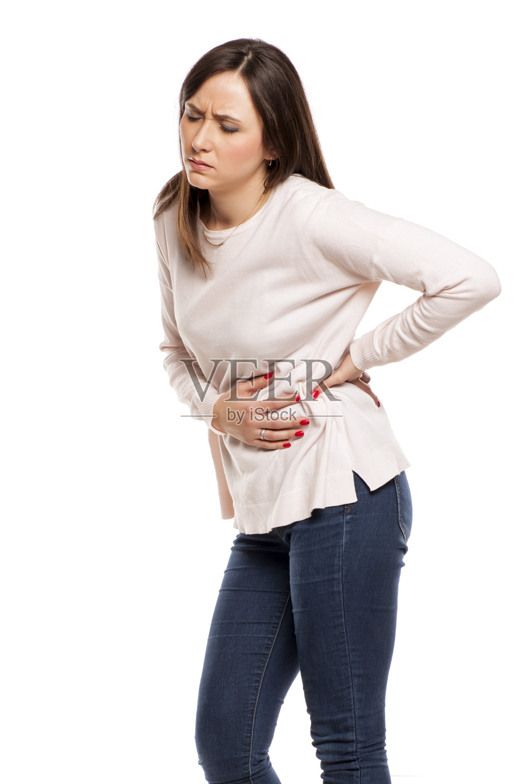 年轻女性，腹部和肾脏疼痛，白色背景照片摄影图片