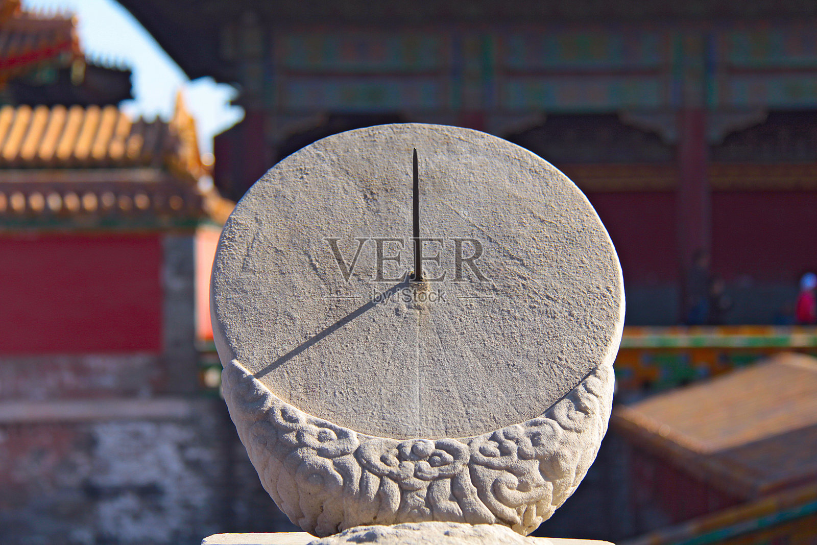 中国北京紫禁城中的古老日晷照片摄影图片