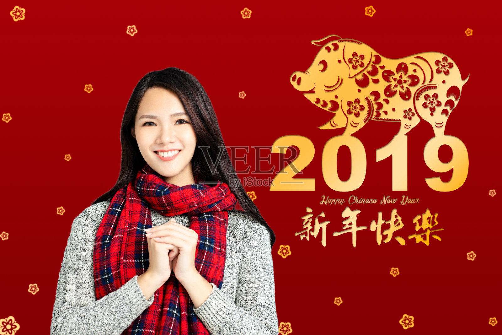 快乐的亚洲女性与中国新年2019概念。春节快乐照片摄影图片