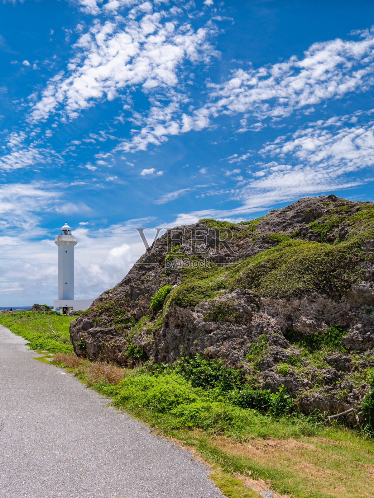 东产崎角是日本前100名景点之一。东-产崎角位于日本冲绳县宫古岛的最东部。照片摄影图片