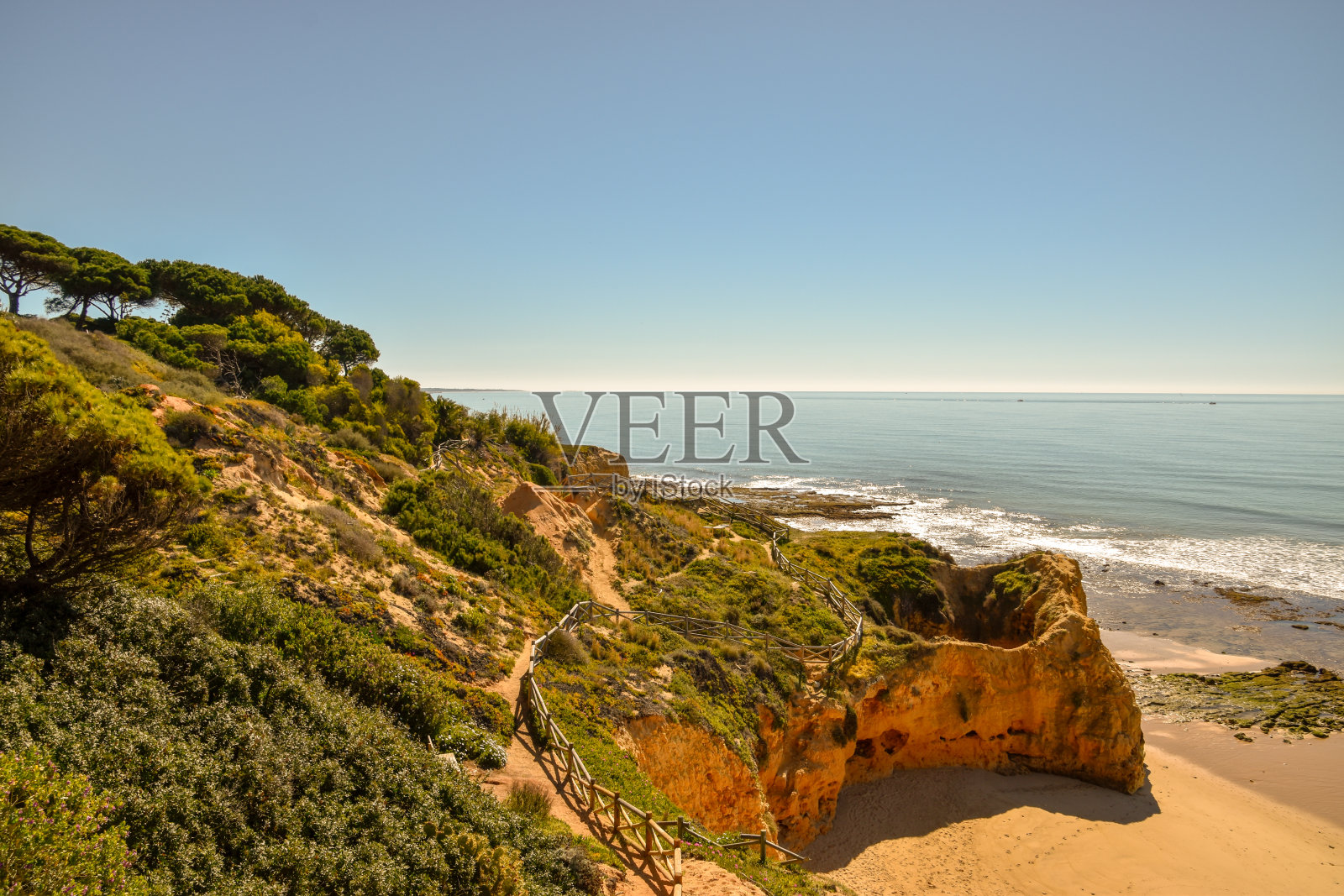 葡萄牙阿尔加维海岸拉各斯，法罗，阿尔布费拉照片摄影图片