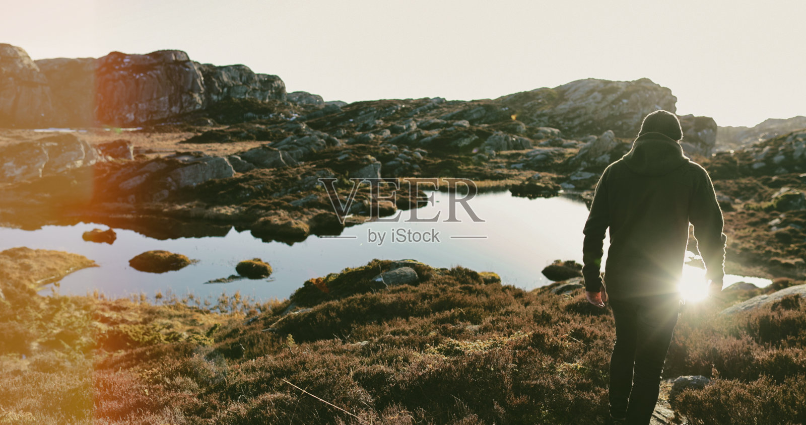 维京人徒步登山在挪威的自然照片摄影图片