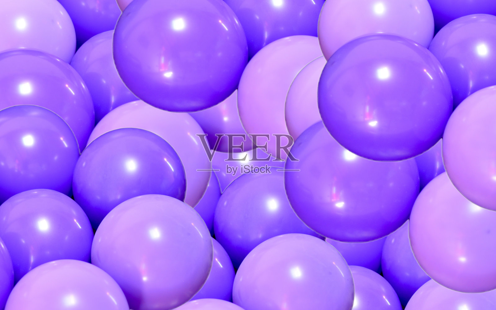3d，紫色的生日气球照片摄影图片
