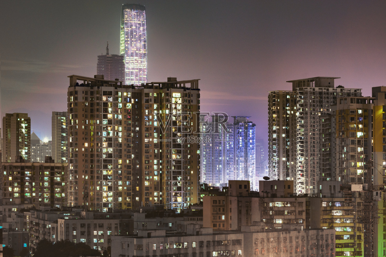 傍晚时分的市区景观。深圳。照片摄影图片