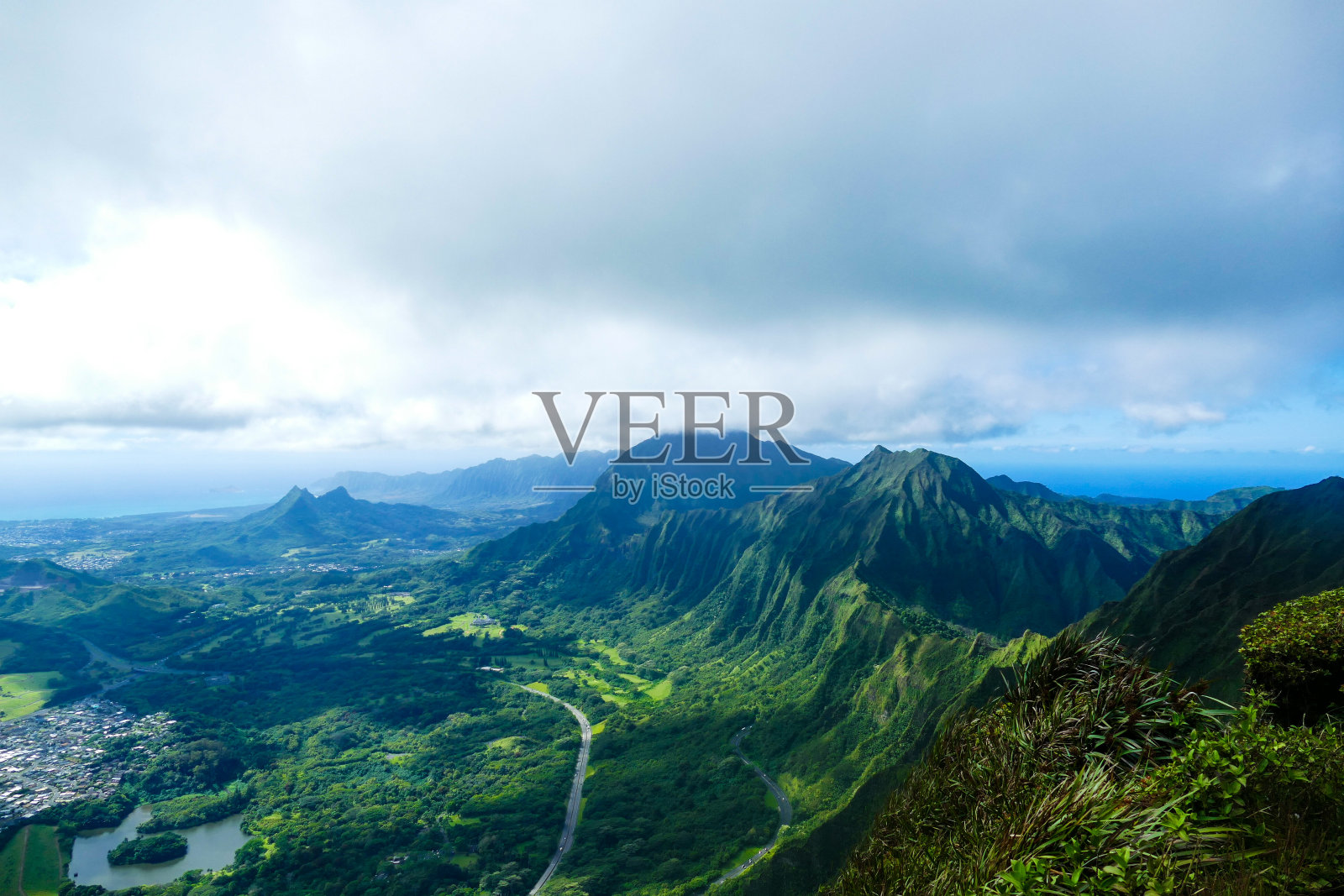 夏威夷的神奇山脉照片摄影图片