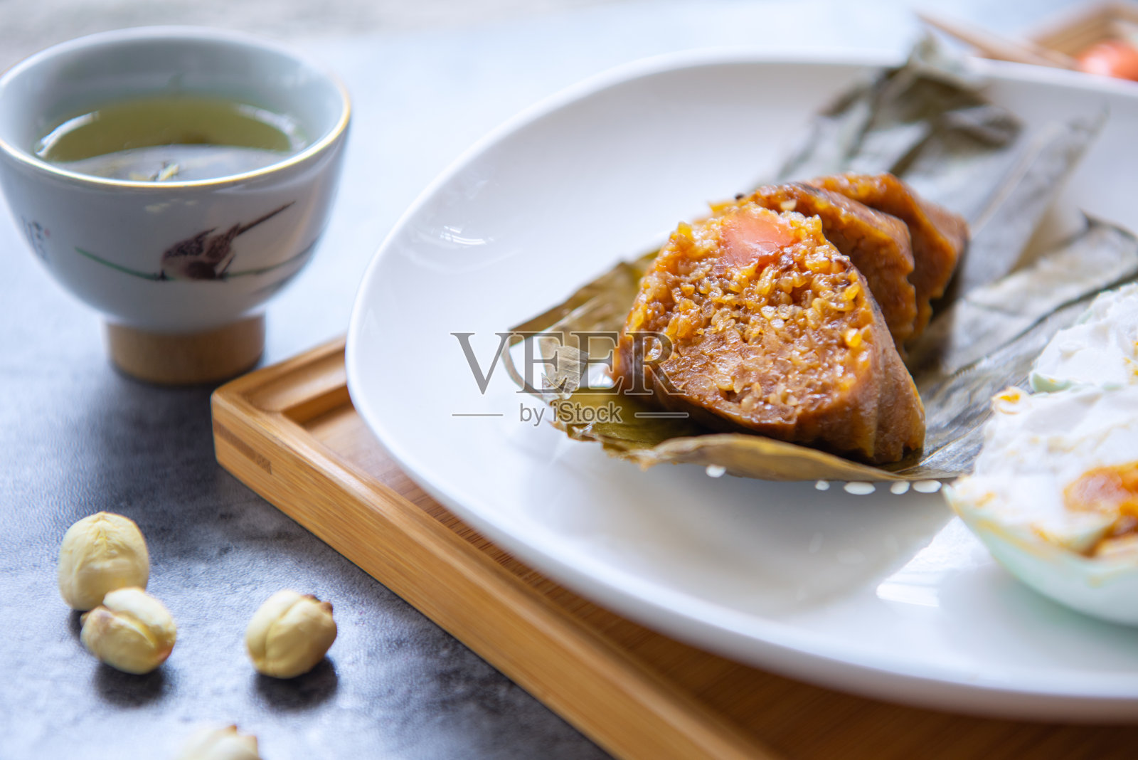 中国端午节传统美食粽子照片摄影图片