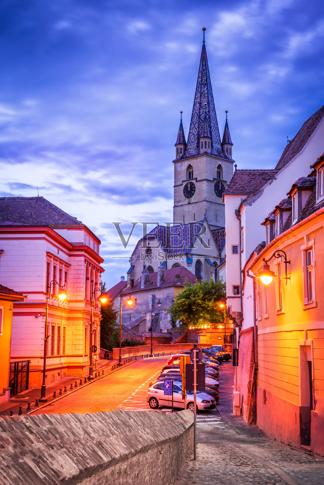 西比乌，罗马尼亚，特兰西瓦尼亚的德国大教堂。照片摄影图片