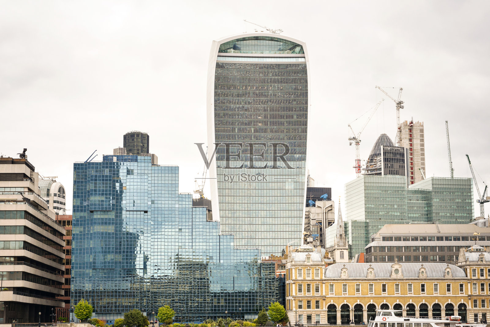 伦敦城是全球主要金融中心之一照片摄影图片