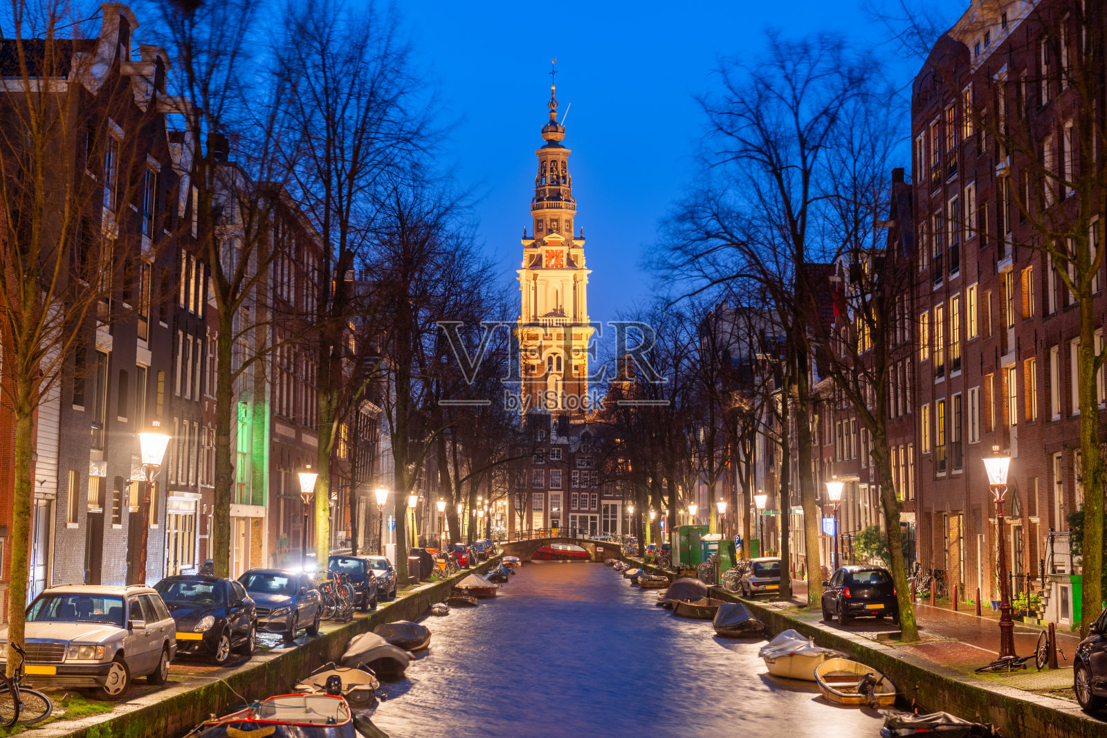阿姆斯特丹，荷兰的桥梁和运河照片摄影图片