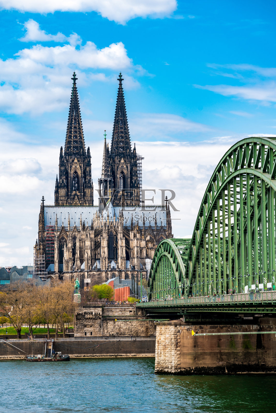 德国，科隆，莱茵河景观城市照片摄影图片