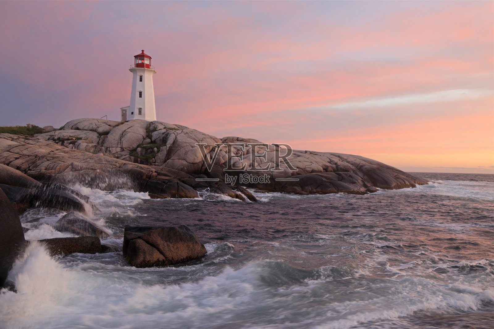 日落时的佩吉湾灯塔，加拿大新斯科舍省照片摄影图片