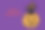 猫戴上一顶南瓜帽子，在紫色的背景上用“万圣节快乐”、“万圣节快乐”字样书法。横幅聚会的邀请素材图片